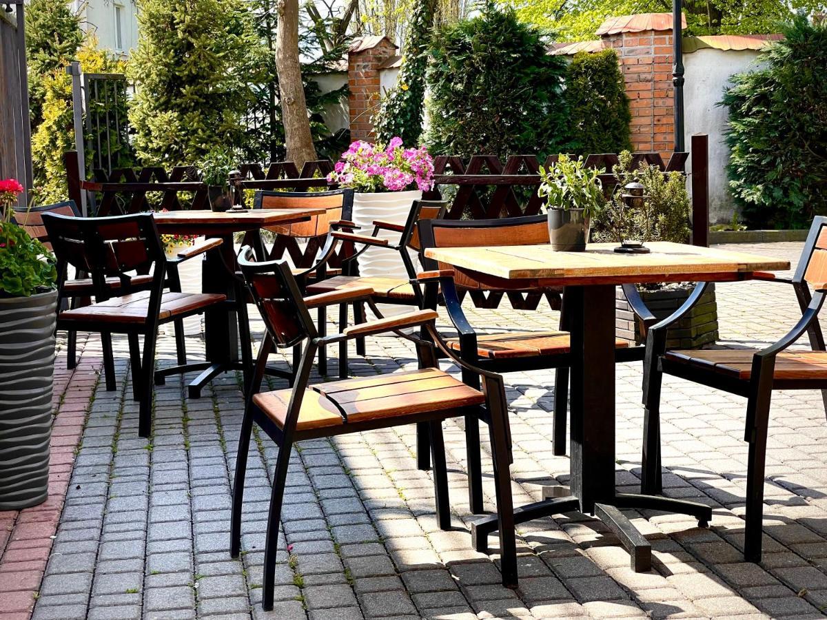 Hotel Dowhan Nowe Exterior foto